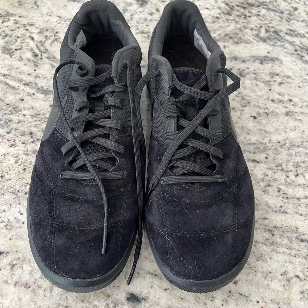 Nike Dark Gray/ black Sneakers
